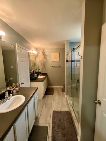 214 Southpeak Lane, Ponder, TX 76259