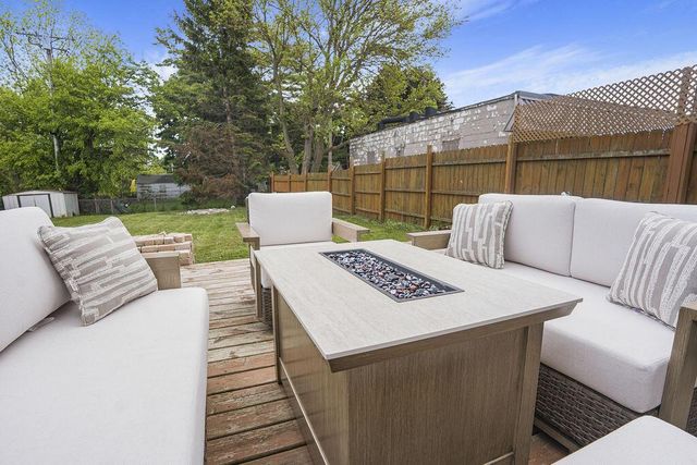 4723 Douglas AVENUE, Racine, WI 53402