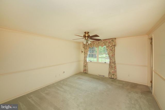 115 HEDGEROW PL, North Wales, PA 19454