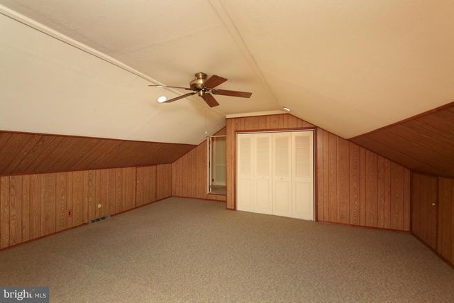 115 HEDGEROW PL, North Wales, PA 19454