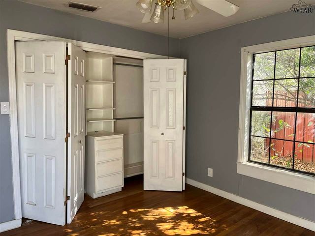 3318 SHERWOOD LANE, Wichita Falls, TX 76308