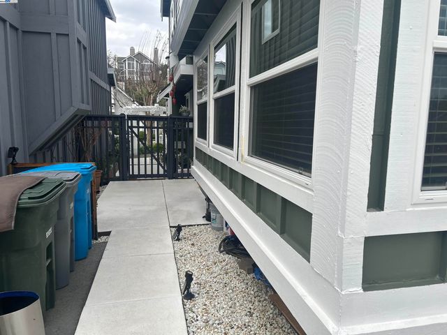 7 Cliff Walk, Vallejo, CA 94591