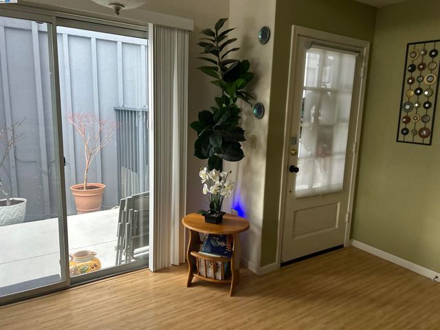 7 Cliff Walk, Vallejo, CA 94591