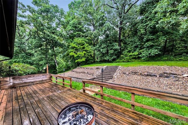 46 Green Valley Road, Eureka, MO 63025