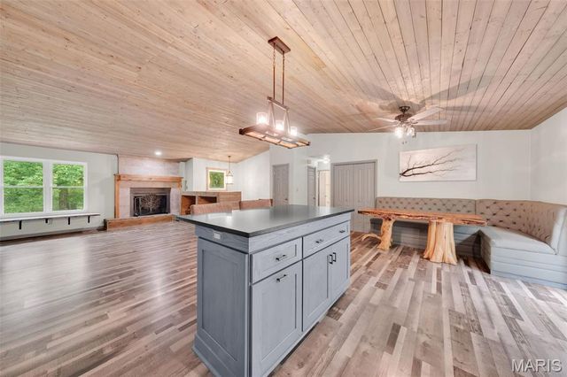 46 Green Valley Road, Eureka, MO 63025