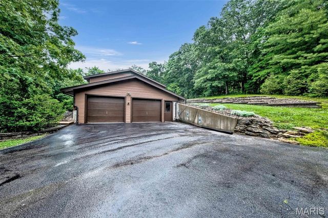 46 Green Valley Road, Eureka, MO 63025