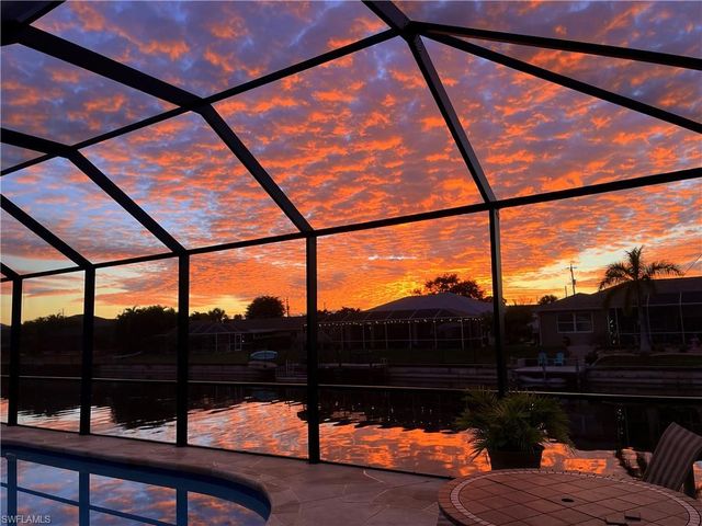 3712 SW 11th PL, Cape Coral, FL 33914