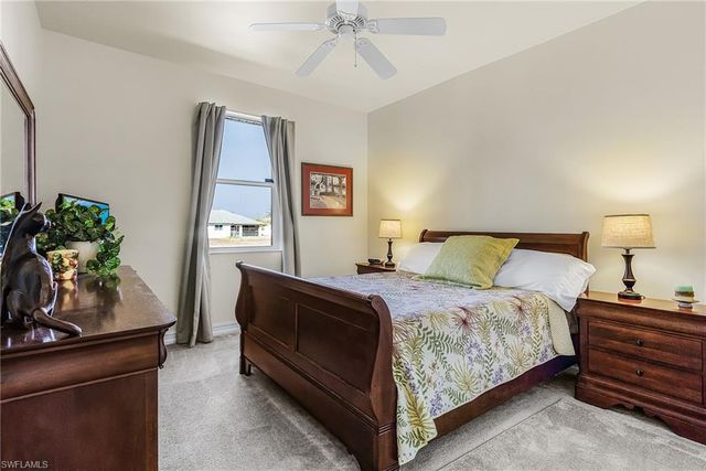 3712 SW 11th PL, Cape Coral, FL 33914