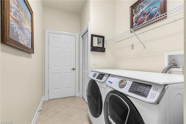 3712 SW 11th PL, Cape Coral, FL 33914