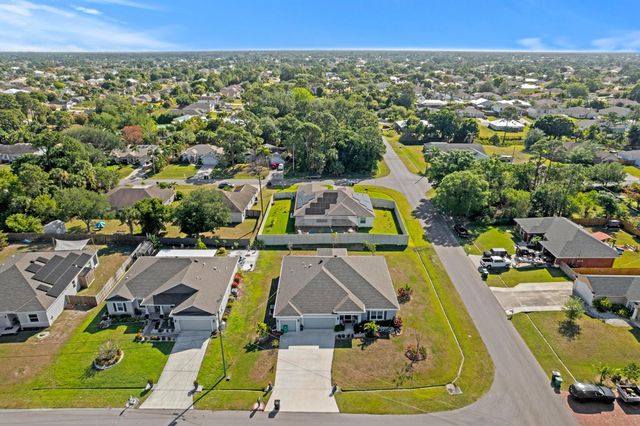 1501 SW Neponset Road, Port St Lucie, FL 34953
