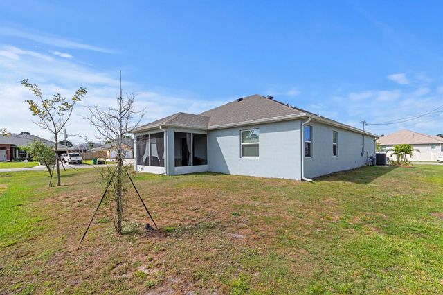 1501 SW Neponset Road, Port St Lucie, FL 34953