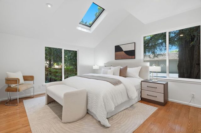 19 Farm Road, Los Altos, CA 94024