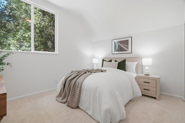 19 Farm Road, Los Altos, CA 94024
