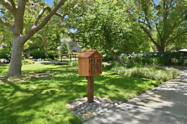 19 Farm Road, Los Altos, CA 94024