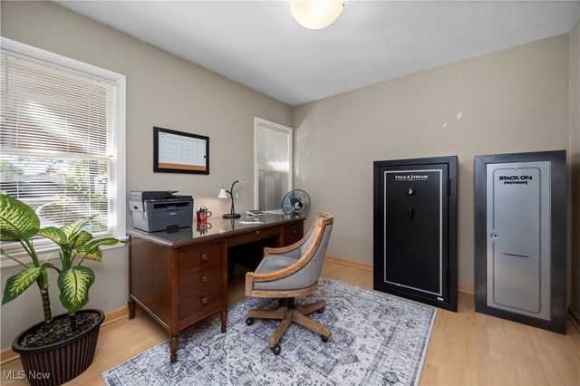 2446 Walter Road, Westlake, OH 44145