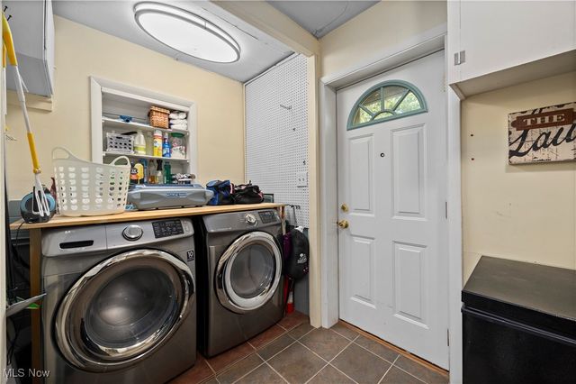 2446 Walter Road, Westlake, OH 44145