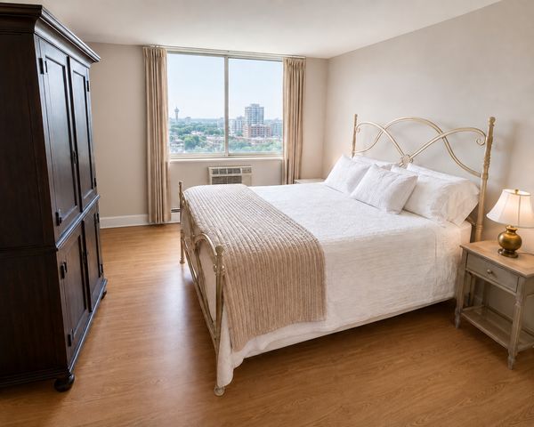 20 N Tower Road 10M, Oak Brook, IL 60523