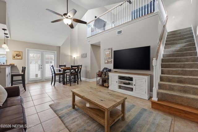 1563 EVANS Drive S, Jacksonville Beach, FL 32250