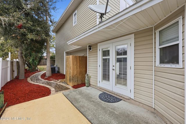 1563 EVANS Drive S, Jacksonville Beach, FL 32250