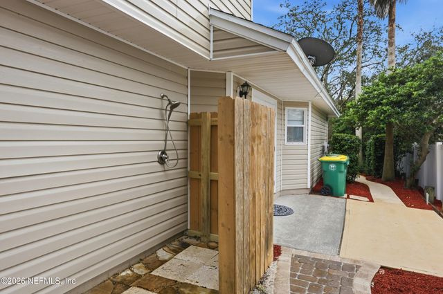 1563 EVANS Drive S, Jacksonville Beach, FL 32250