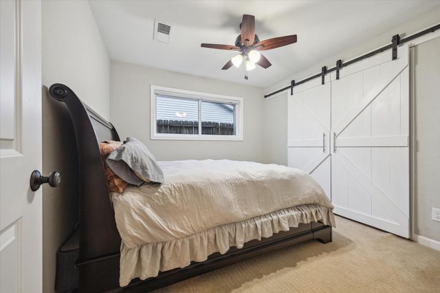 9710 Bob White Drive, Houston, TX 77096