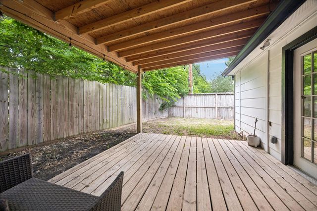 9710 Bob White Drive, Houston, TX 77096