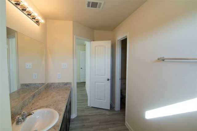 4246 Farmers Pass Road, Houston, TX 77014