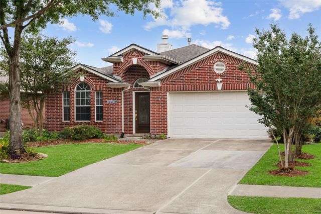 14614 Mills Park Lane, Cypress, TX 77429
