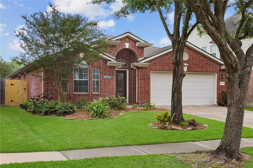 14614 Mills Park Lane, Cypress, TX 77429