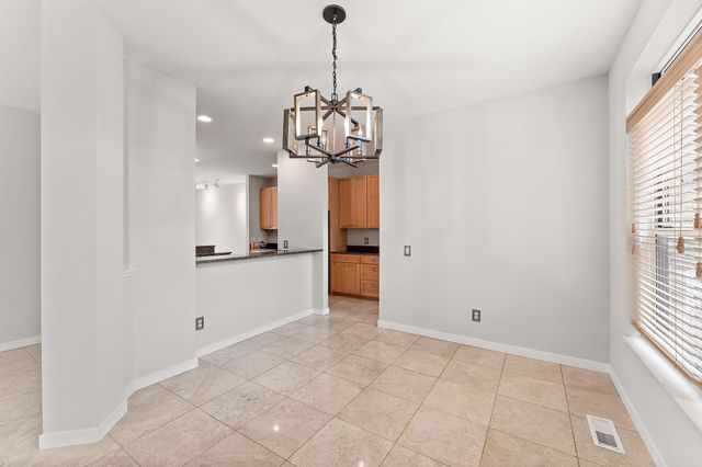 221 NE 1st Avenue 5, Minneapolis, MN 55413