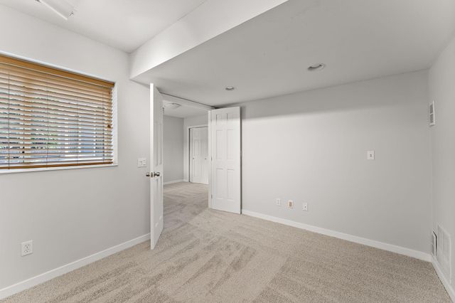 221 NE 1st Avenue 5, Minneapolis, MN 55413