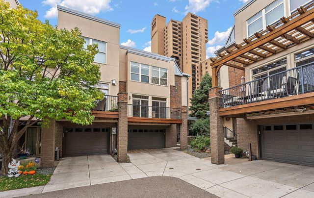 221 NE 1st Avenue 5, Minneapolis, MN 55413