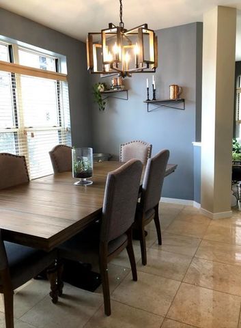 221 NE 1st Avenue 5, Minneapolis, MN 55413