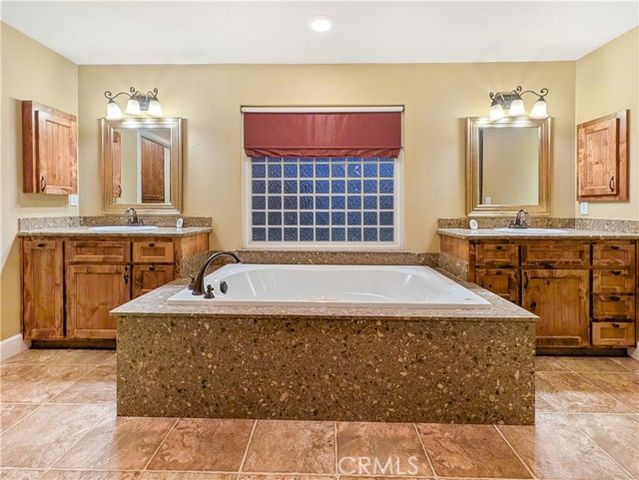 2590 N Gurr Road, Atwater, CA 95301