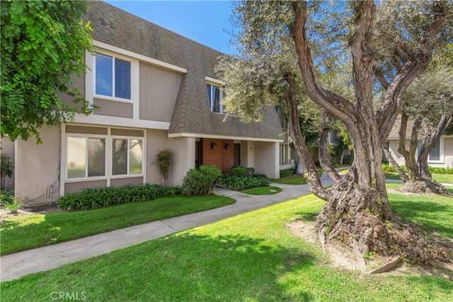 2157 W Essex Circle, Anaheim, CA 92804