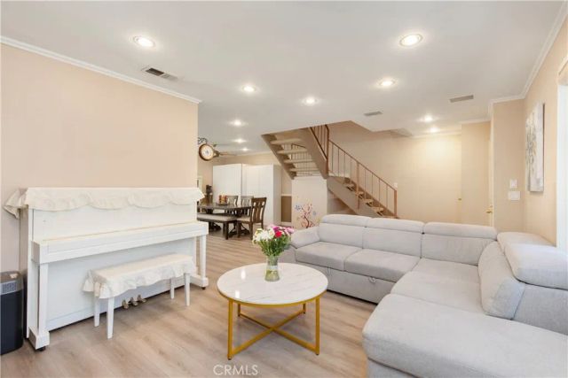 2157 W Essex Circle, Anaheim, CA 92804