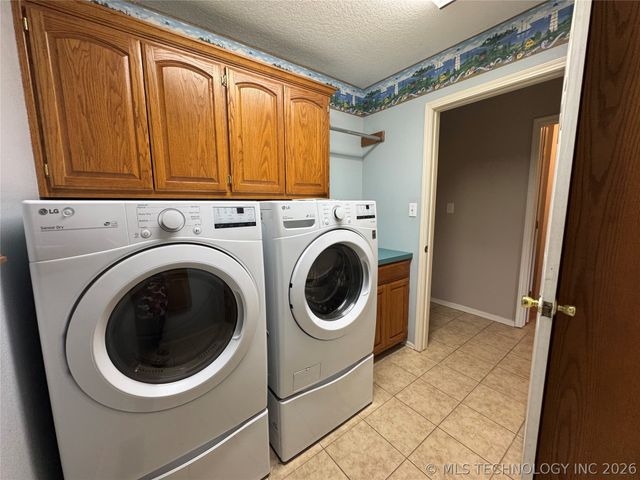 5954 W 43rd Street, Tulsa, OK 74107