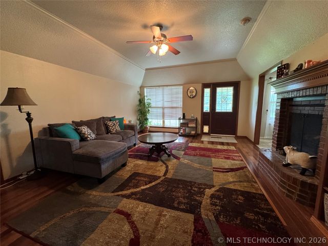 5954 W 43rd Street, Tulsa, OK 74107