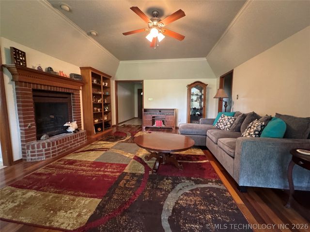 5954 W 43rd Street, Tulsa, OK 74107
