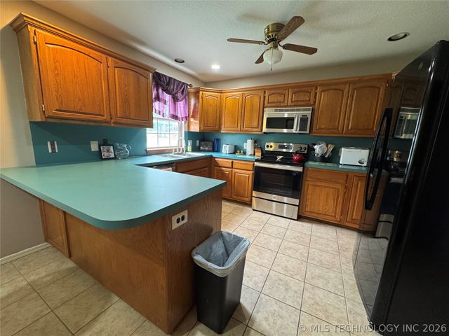 5954 W 43rd Street, Tulsa, OK 74107