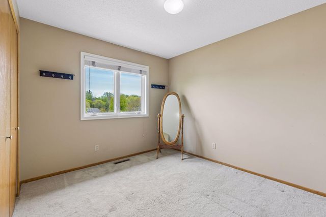 3895 Minnesota Lane N, Plymouth, MN 55446