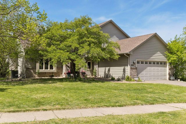 3895 Minnesota Lane N, Plymouth, MN 55446