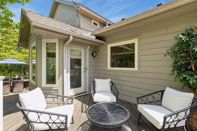 3895 Minnesota Lane N, Plymouth, MN 55446