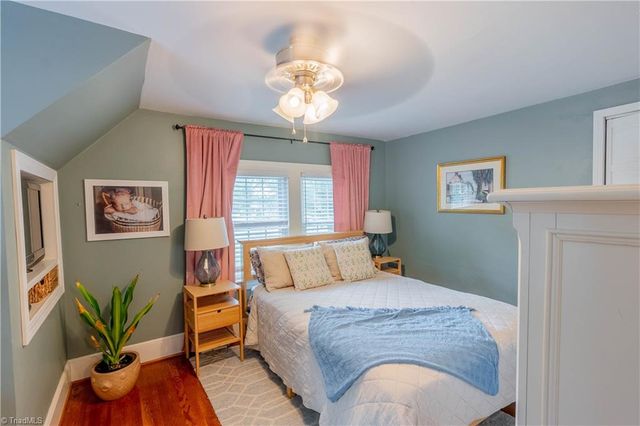 422 Main Street, Dobson, NC 27017