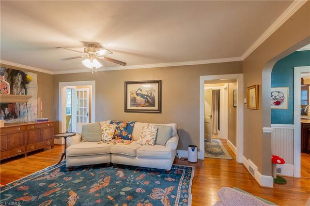 422 Main Street, Dobson, NC 27017