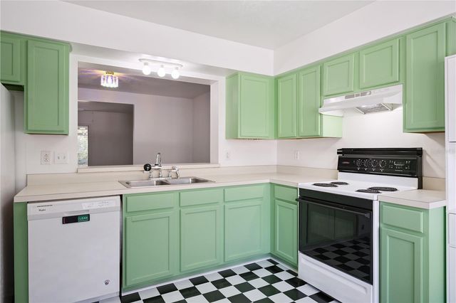 565 GREEN SPRING CIRCLE, Winter Springs, FL 32708