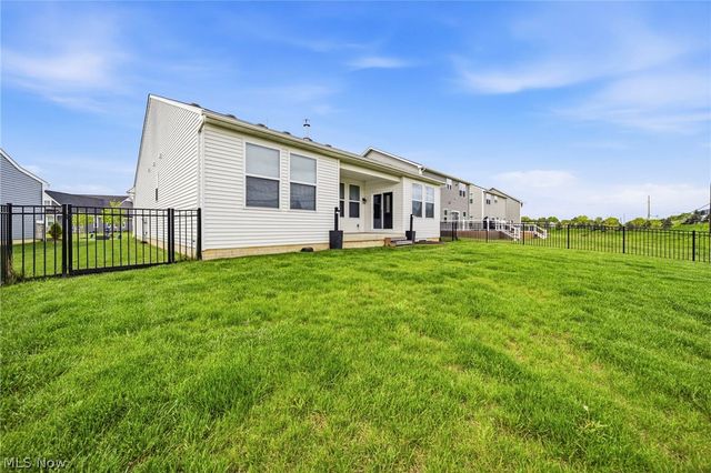 5380 Hawks Nest Circle, Sheffield Village, OH 44054