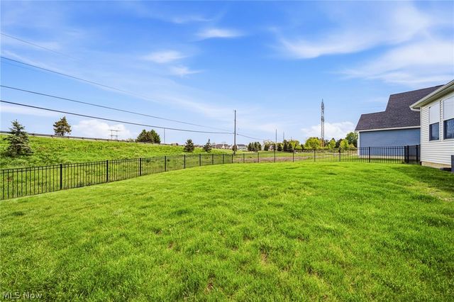 5380 Hawks Nest Circle, Sheffield Village, OH 44054
