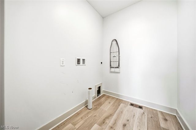 5380 Hawks Nest Circle, Sheffield Village, OH 44054