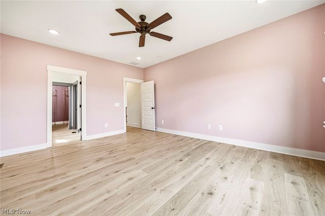 5380 Hawks Nest Circle, Sheffield Village, OH 44054